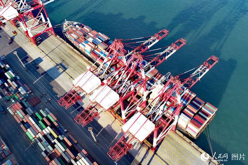 我國(guó)年度進(jìn)出口規(guī)模首次突破6萬(wàn)億美元